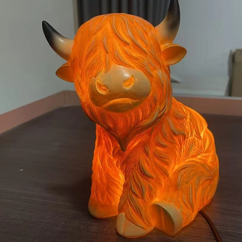 Highland Cattle Table Lamp Resin Night Light Bedside Desk Home Decor Whimsical Rustic Cozy For Animal Lovers Kids Holidays Gift