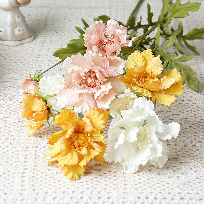 6Pcs Faux 3 Heads Wheel Feng Chrysanthemum Silk Flower for Home Decor Mariage Wedding Floral Party Table Fake Flower Arrangement