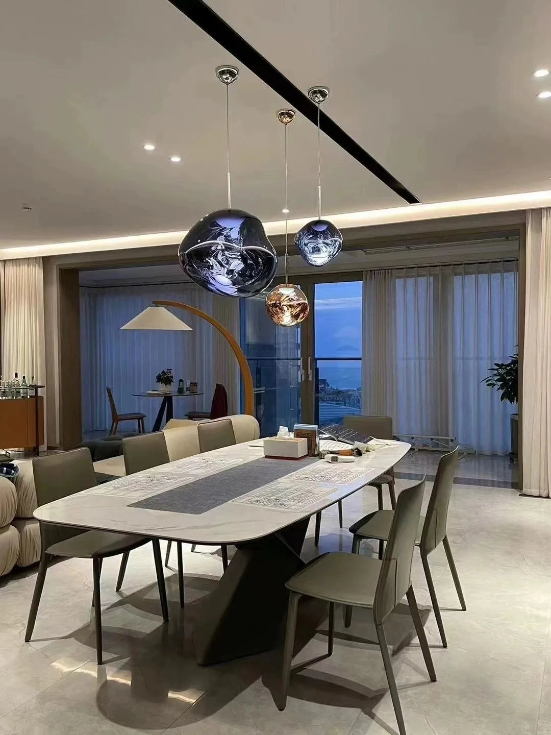 Original Lava Lamp Acrylic LED Chandeliers Restaurant Pendant lamp Long Staircase Villa Home Decor Lighting Fixture Luminaries