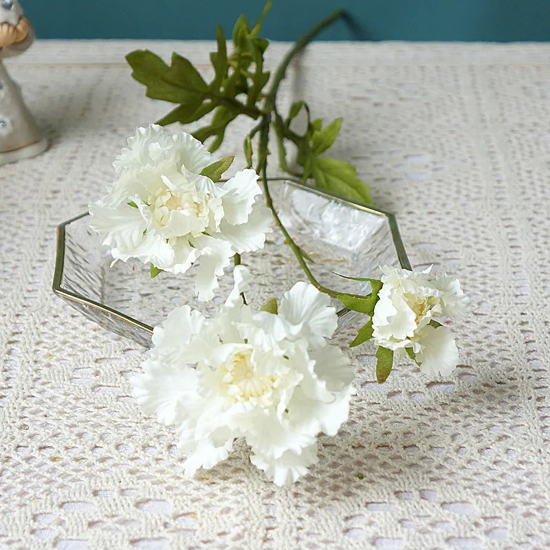 6Pcs Faux 3 Heads Wheel Feng Chrysanthemum Silk Flower for Home Decor Mariage Wedding Floral Party Table Fake Flower Arrangement