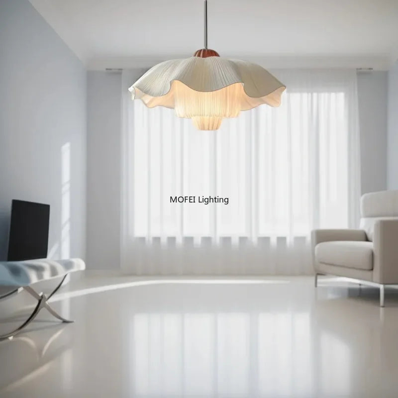 Nordic Petal Shaped French Chandelier Simple Romantic Cream Style Living Room Master Bedroom Home Decor Elegant Pendant Light