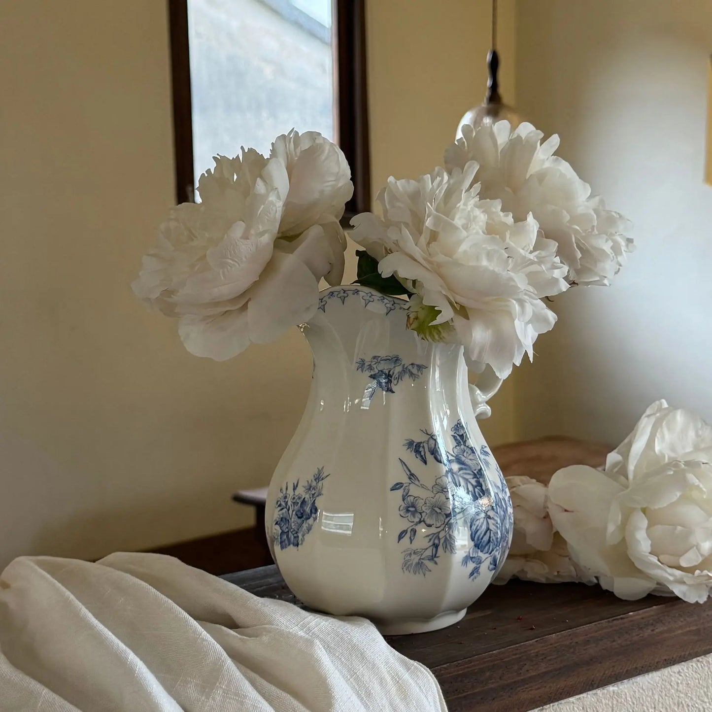 Nordic retro blue and white ceramic vase decoration hydroponic vase living room bedroom foyer decoration floral ware  home decor