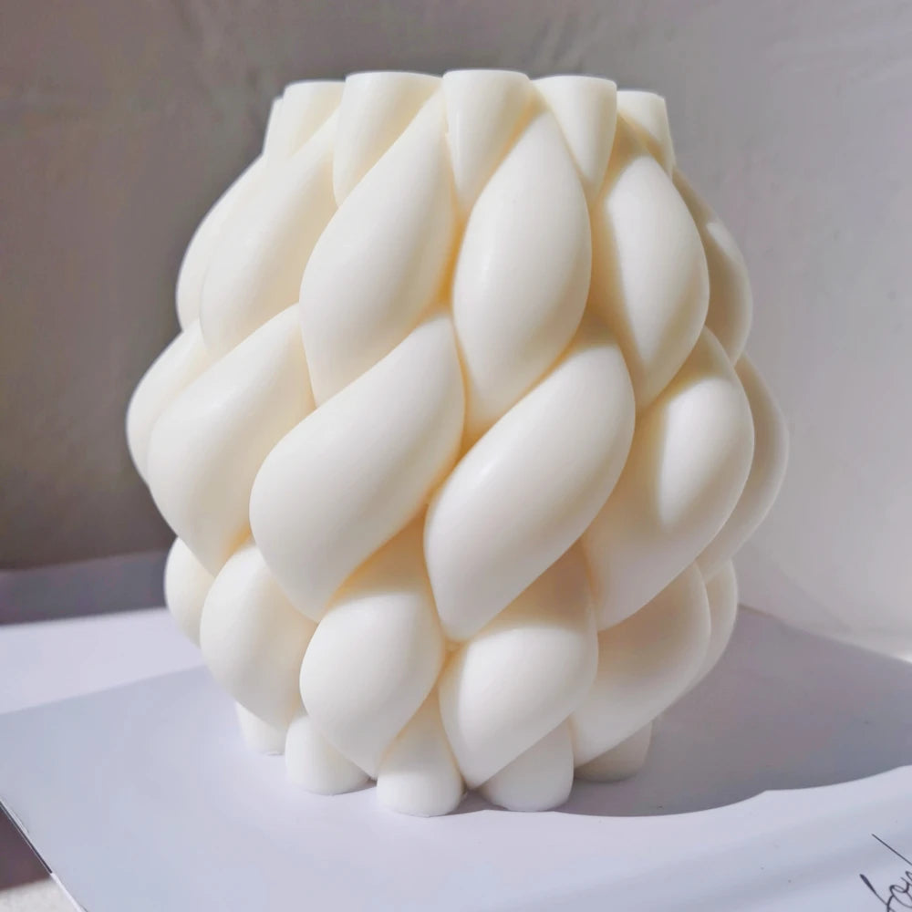 Twirl Raindrop Shape Candle Mold Aesthetic Swirl Home Decor Molds Geometric Curved Pillar Silicone Candles Mould
